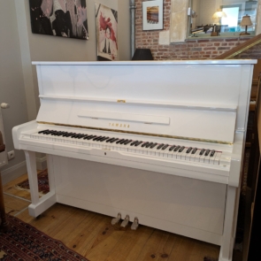 Yamaha U1 Blanc