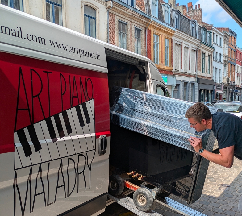 Transport de pianos dans le Nord de la France et en Belgique