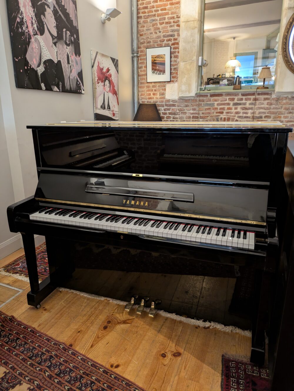 Yamaha U1